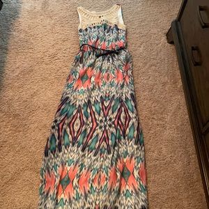 Maxi with belt